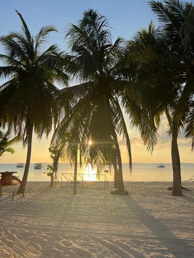 Raalhu Dhangethi Bed & Breakfast エクステリア 写真